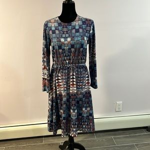 Stretch waisted dress perfect condition super comfy size 10